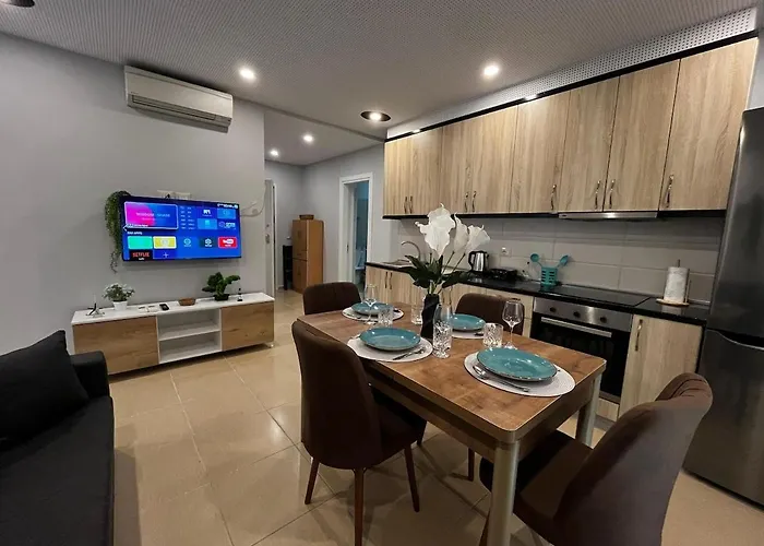 Cattleya Apartment